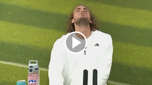 VIDEO | Furioso: Tsitsipas se golpeó duro con una mesa en Wimbledon