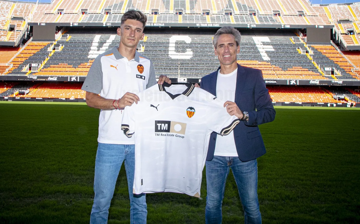 Pepelu en el Mestalla durante su presentación como nuevo refuerzo del Valencia. @ValenciaCF