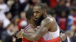 LeBron James (der.), estrella de la NBA.