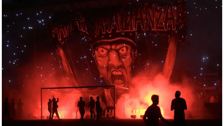 Brutal recibimiento de Alianza en Matute.
