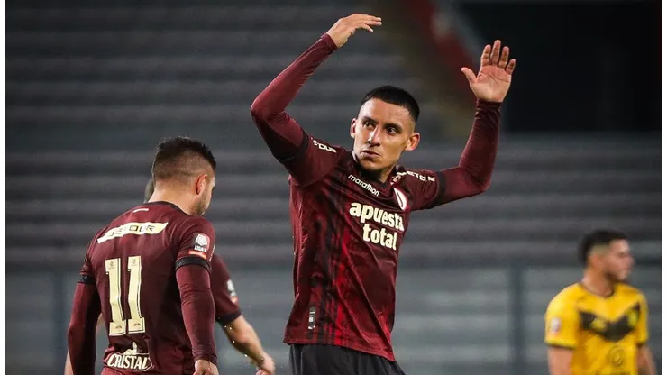 Con gol de Valera, la "U" le mete un baile a Cantolao.