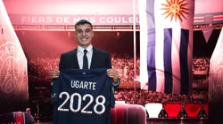 Manuel Ugarte firmó con PSG, pero la bandera de Uruguay tiene un error.