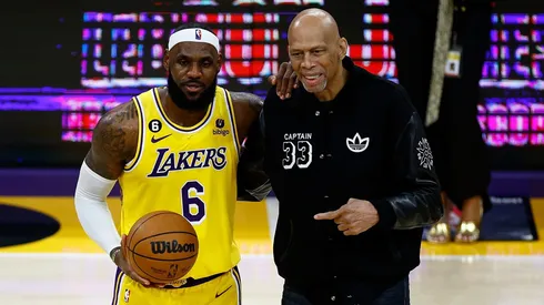 LeBron James batió el récord de puntos de Kareem Abdul-Jabbar en la NBA.