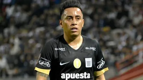 Christian Cueva llegó a entrenar muy temprano, pero se llevó sorpresa increíble