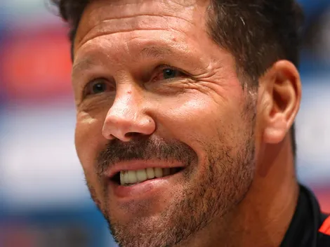 Sonríe Simeone, el Atlético de Madrid hizo oficial su primer refuerzo, firma por cuatro temporadas