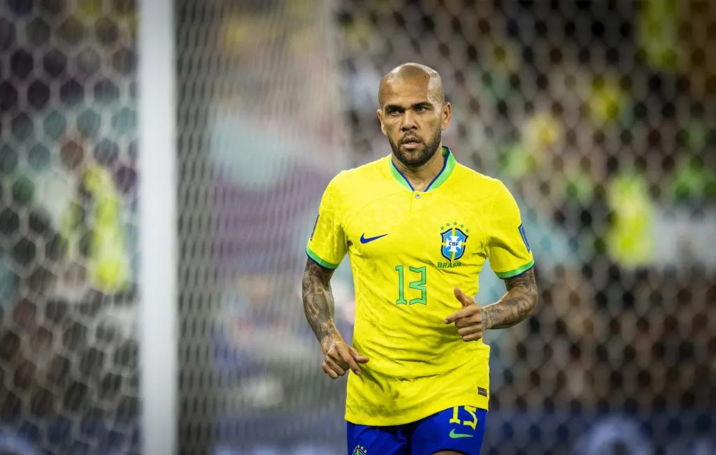 Dani Alves (IMAGO / Moritz Müller)