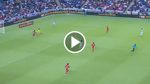 Kilométrica asistencia del arquero de El Salvador en la Copa Oro