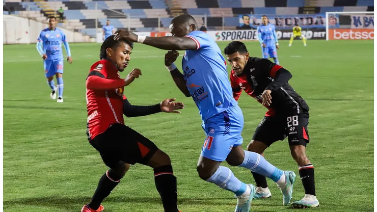 Melgar pide audios a VAR por empate polémico.