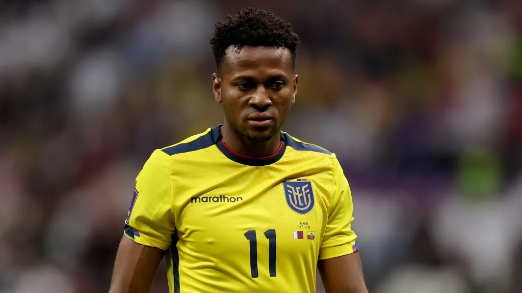 Michael Estrada fue titular en Ecuador en el Mundial Qatar 2022 y luego dejó de ser convocado. Foto: Getty.