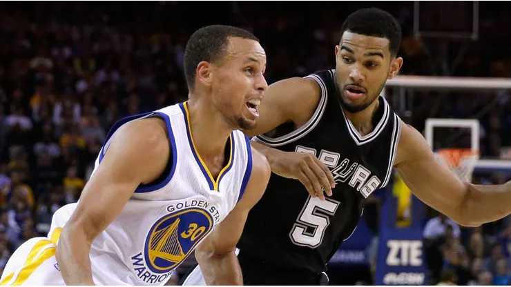 Stephen Curry y Cory Joseph.