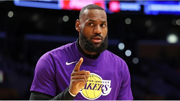 LeBron James con Los Angeles Lakers en la NBA 2023.