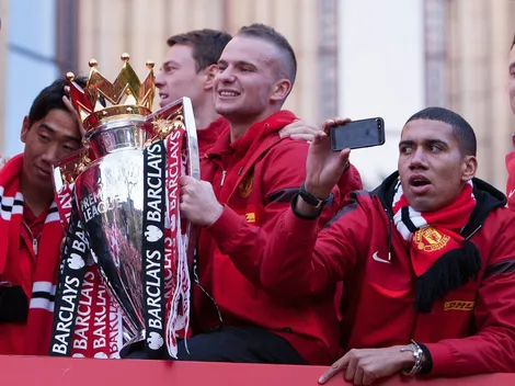 Fue campeón con Manchester United, pero anunció su retiro a los 33 años