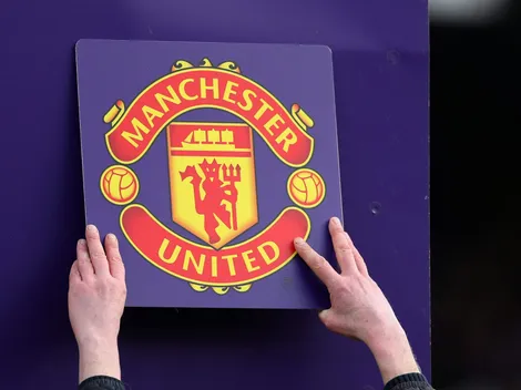 Manchester United cierra venta millonaria en la recta final del mercado