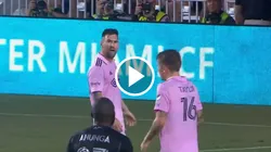 Messi fulminó con la mirada a Taylor porque no le devolvió un pase claro