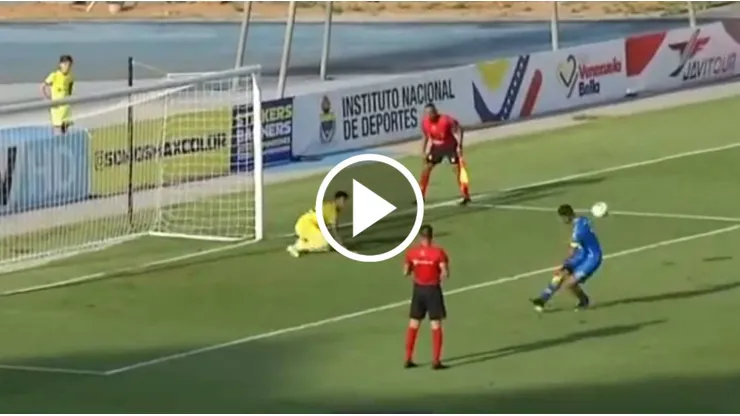 Patético penal de Óscar Flores en la Liga FutVe