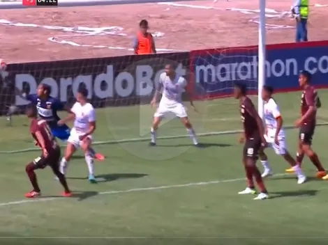 La "U" consigue empate agónico que no les sirve de mucho