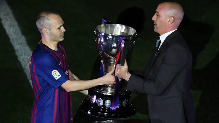 Andrés Iniesta criticó la postura de Luis Rubiales de aferrarse a su cargo en la RFEF. Getty Images.