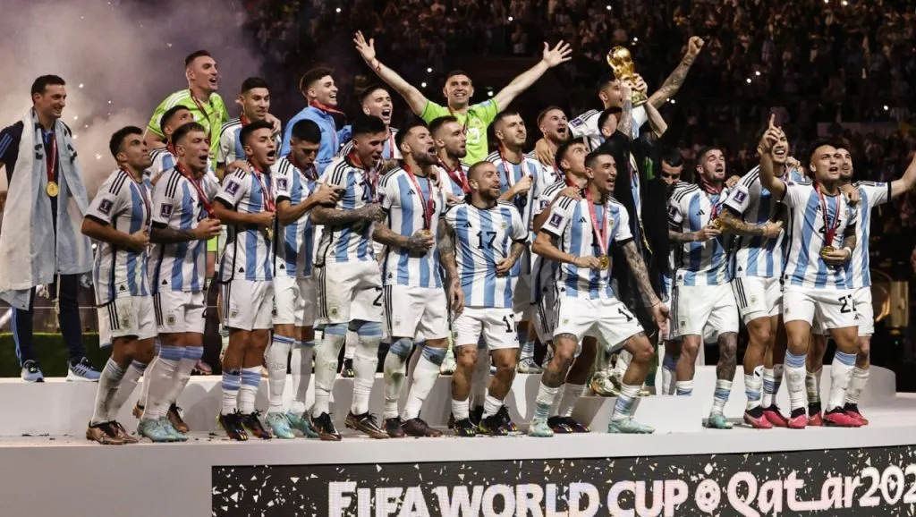 Almada y Rulli formaron parte del título de Argentina en Qatar 2022 (IMAGO / ANP).