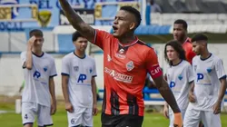 (VIDEO) Y a la final: Michael Arroyo casi marca nuevo golazo de tiro libre