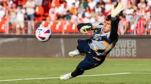 El ex Chelsea sumará sus primeros minutos en el arco merengue.