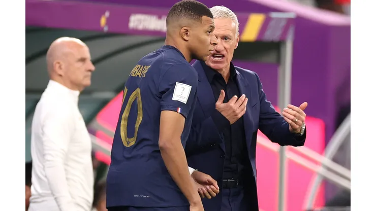 Didier Deschamps y Kylian Mbappé.