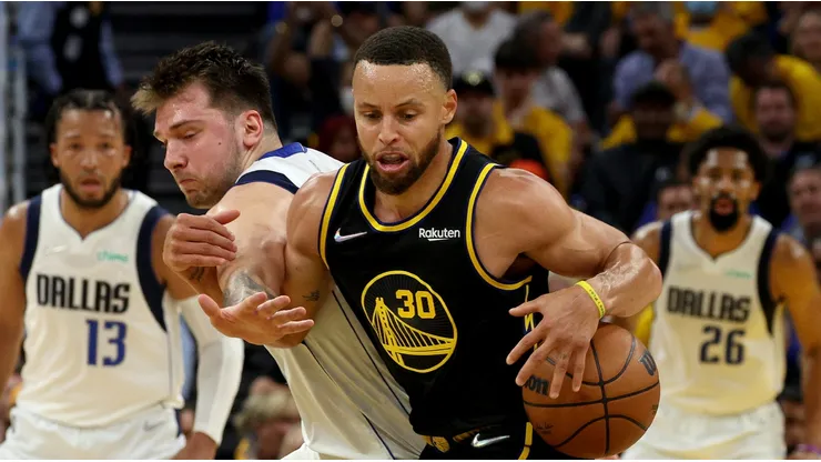 Stephen Curry vs. Dallas Mavericks.