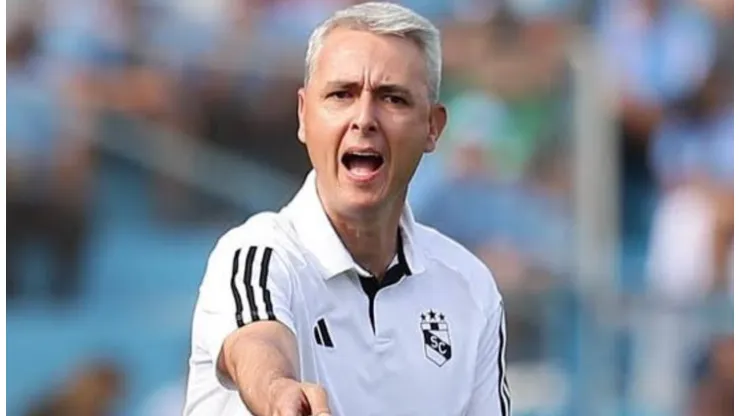¿Tiago Nunes se va de Sporting Cristal? Insólita revelación del DT brasileño