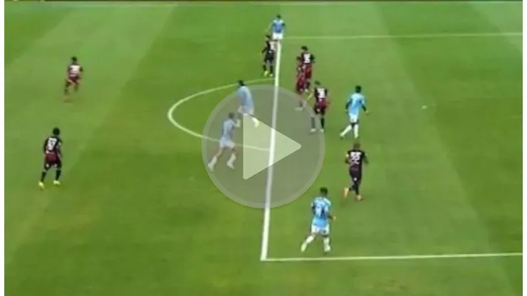 Polémica anulación del gol de Gianfranco Chávez por decisión VAR
