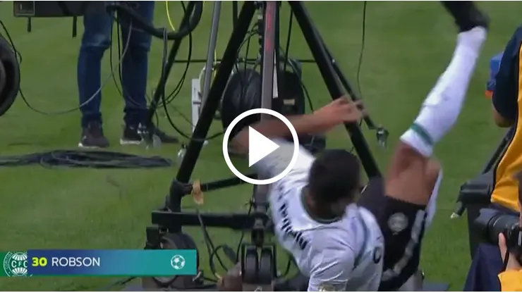 Le metió un gol a Flamengo y su festejo casi lo manda al hospital