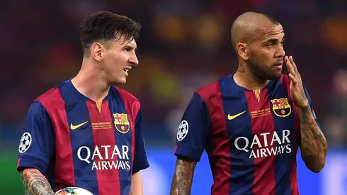 Lionel Messi y Dani Alves en épocas del FC Barcelona.