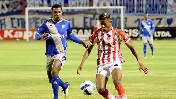 Técnico Universitario perdonó a Emelec