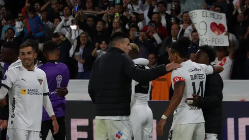 Un jugador de LDUQ se quiso enfrentar a los hinchas