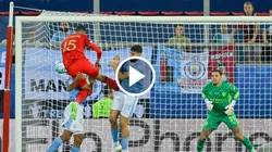 Cabezazo a lo CR7 y entre dos defensores: Manchester City sufrió a En-Nesyri