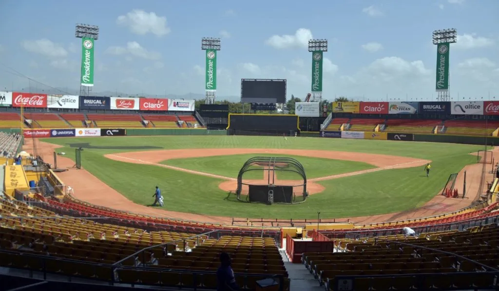 Estadio Cibao. Aguilas.com..do