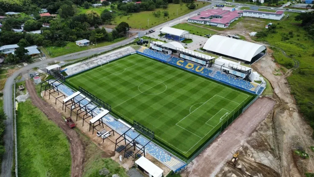 Estadio Universidad Latina. Estadiosfc.com