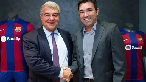 Joan Laporta y Deco debaten por el reemplazante de Xavi Hernández. Getty Images.