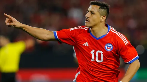 El chileno busca club para llegar con ritmo de juego al inicio de las clasificatorias.