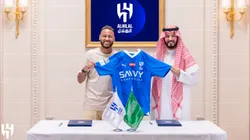 Neymar fue presentado como nuevo jugador de Al Hilal.