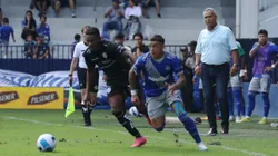 El DT de Emelec se mostró crítico ante la posibilidad de fichar