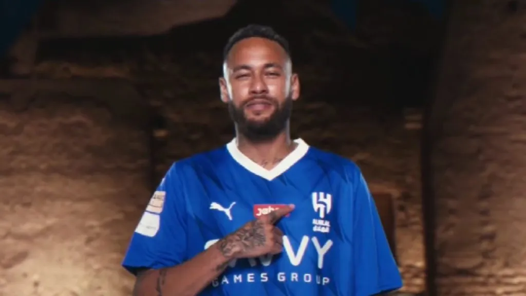 Neymar fue presentado como nuevo jugador de Al Hilal.