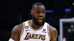 LeBron James con Los Angeles Lakers en la NBA 2023.