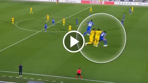 ¡Raphinha SE VOLVIÓ LOCO! Golpeó a un rival y dejó a Barcelona con uno menos