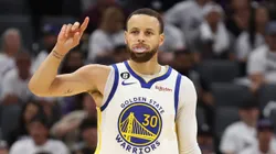 Stephen Curry con Warriors en la NBA.