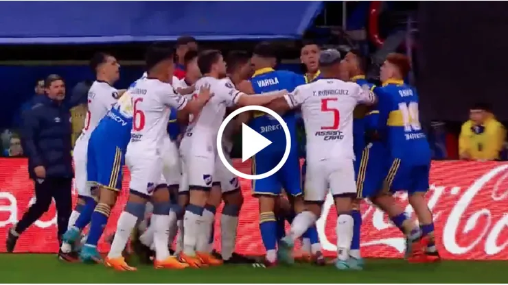 El 'Bolso' se molestó por la canchereada del 'Colo' Barca.
