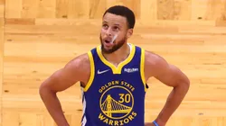 Stephen Curry con Golden State Warriors en la NBA.
