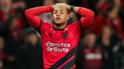 Barcelona quiere a Vitor Roque cuanto antes.