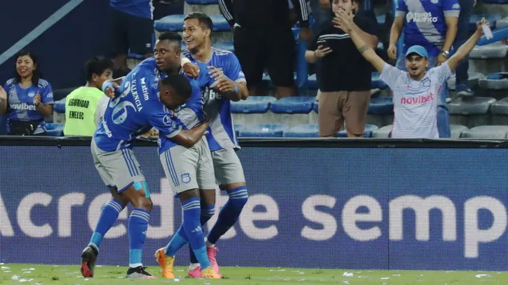 Este es el 11 de Emelec para medirse a Defensa y Justicia