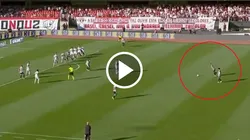 Casi de mitad de cancha: todos hablan de este golazo de Hulk