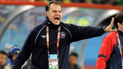 Bielsa dirigió a Chile entre el 2007 y 2011, y entre sus elegidos tuvo a Marcelo Salas