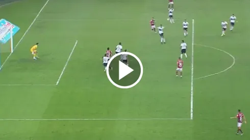 El delantero de 32 años abrió el marcador con potente cabezazo